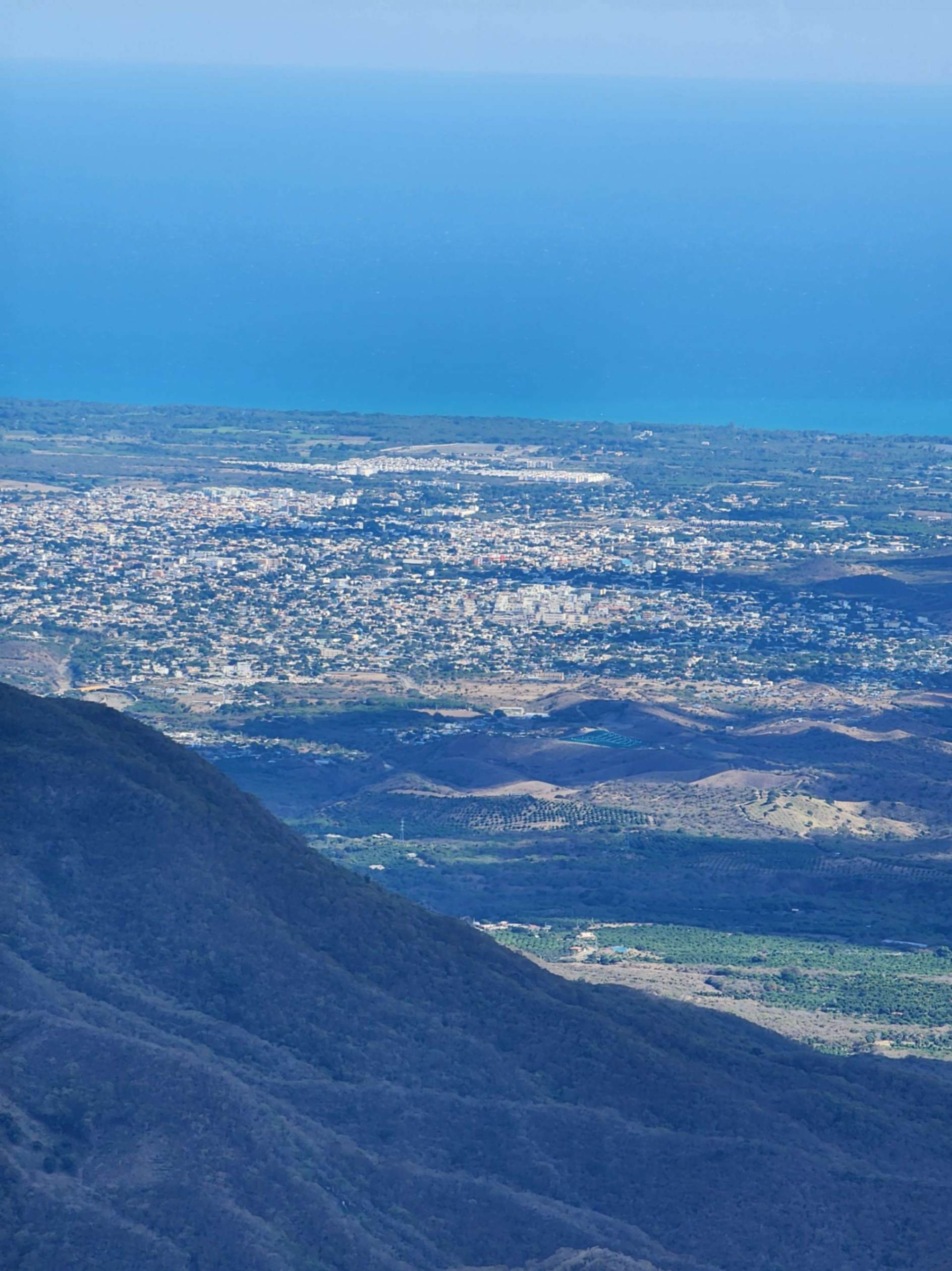Vista panorámica desde las alturas de Manaclar